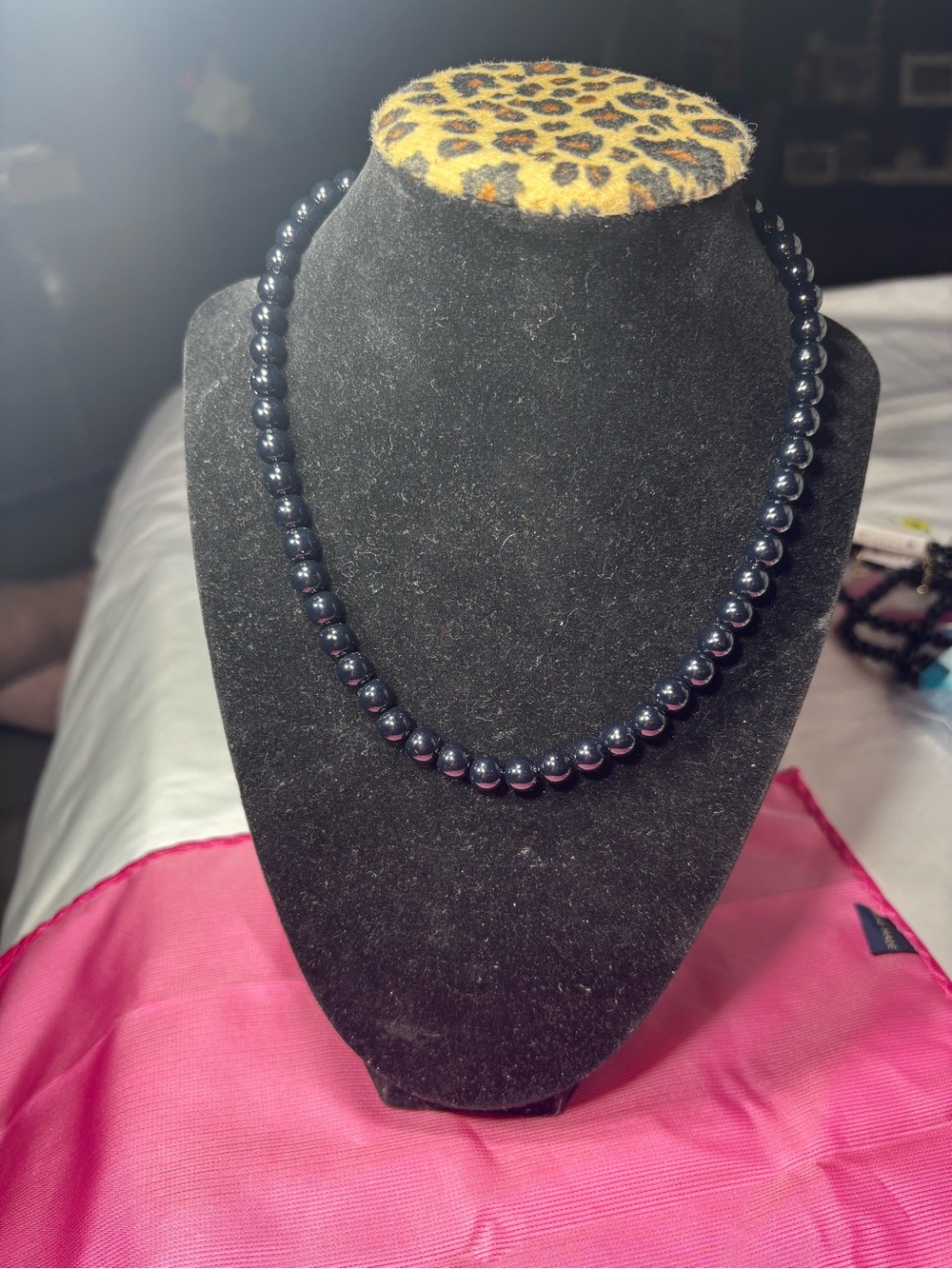 New Elegant Black Pearl Bead Necklace - Classic Women Jewelry